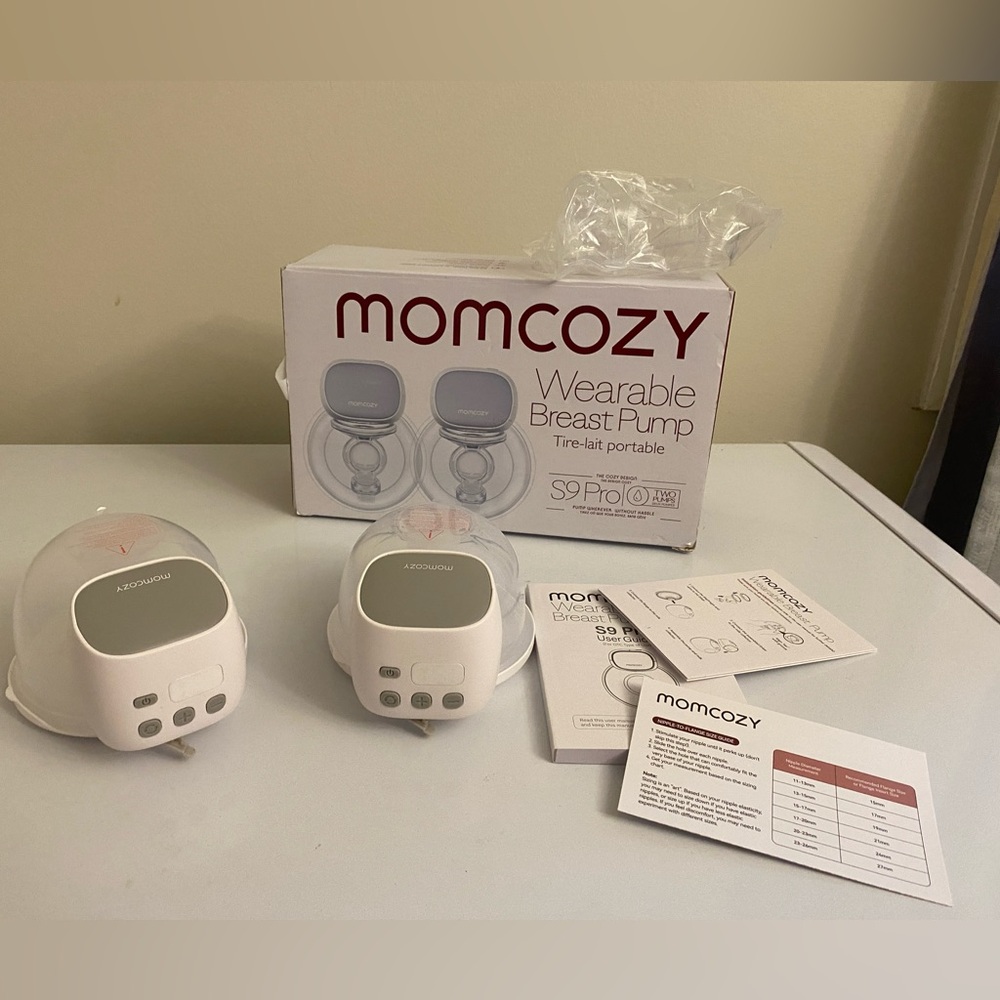 Momcozy breast pump